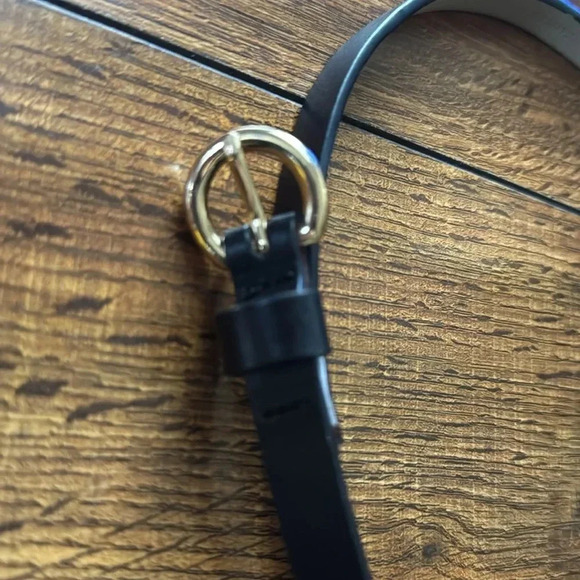 Ann Taylor mini Belt - Picture 2 of 4